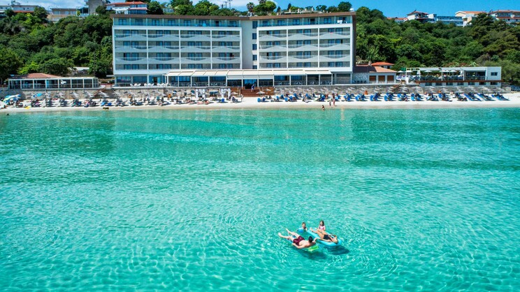 Ammon Zeus Luxury Beach Hotel